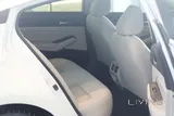 Nissan Altima  / 2.5 L